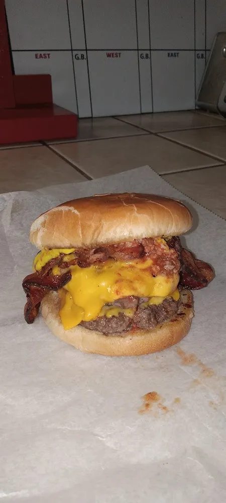 Double Bacon Cheeseburger